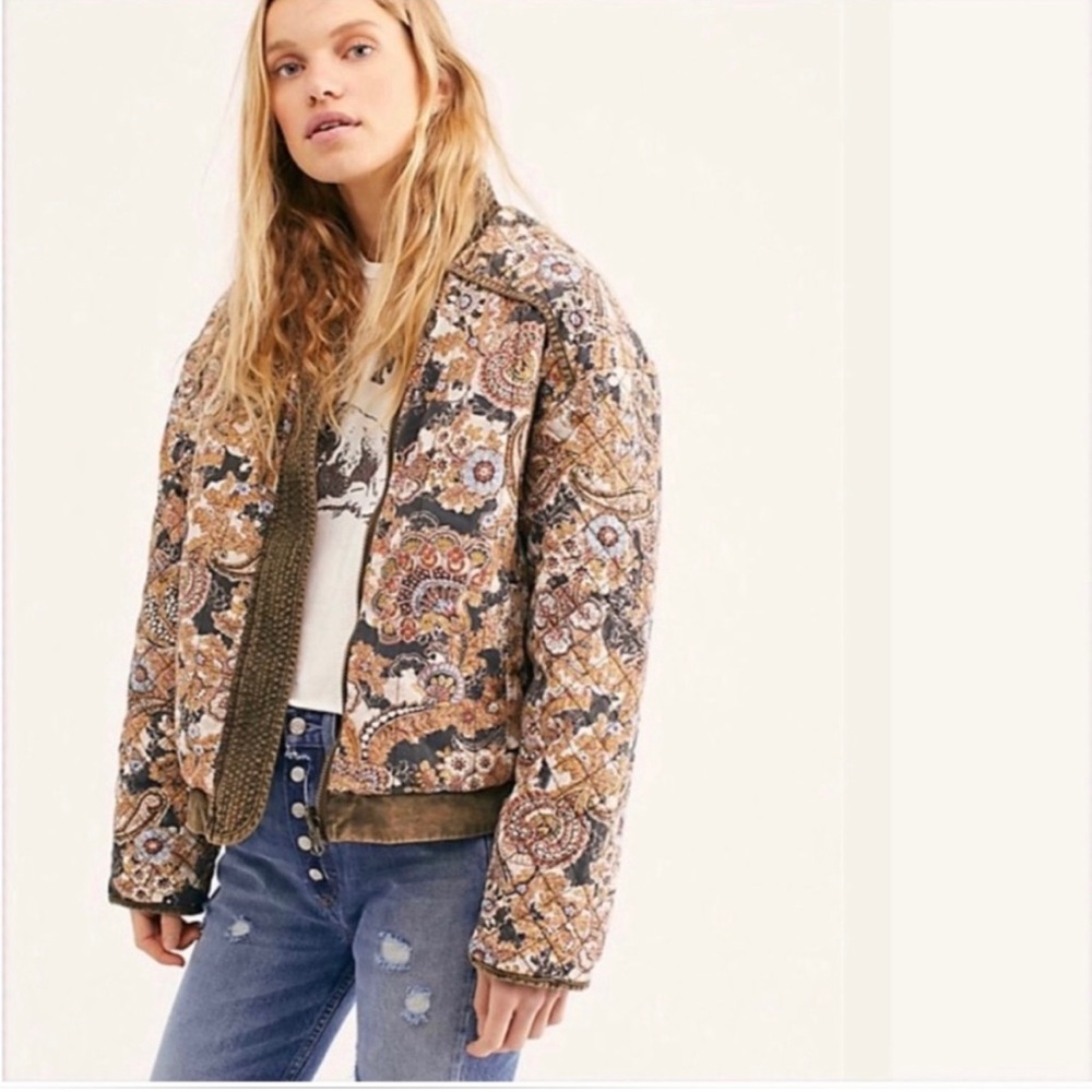 Free people floral reversible quilted jacket size small